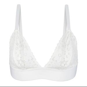 Lively white lace bralette